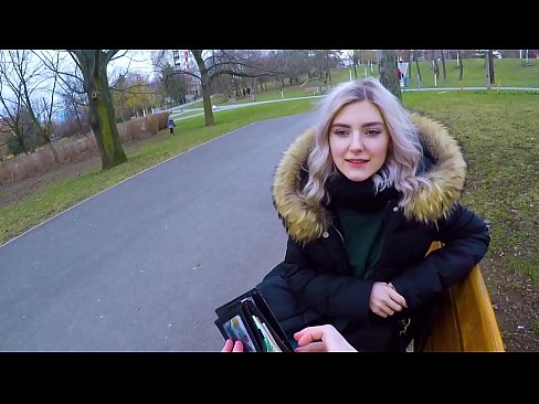 ❤️ Polyká cizí žhavé sperma za peníze - orál v parku Eva Elfie Šukání video u cs.passionateembracespotlight.ru ❌️❤